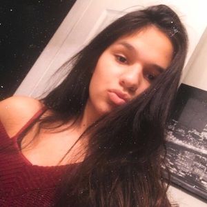 Meet your Posher, Kaitlyn